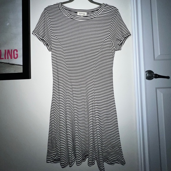 Horizontal Striped Dress - Picture 1 of 3